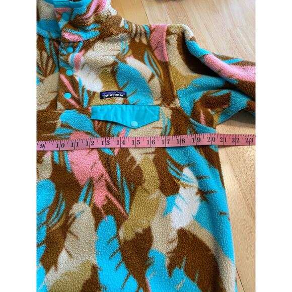 Patagonia Dancing Feather Printed Synchilla Fleece Pullover - Picture 7 of 8
